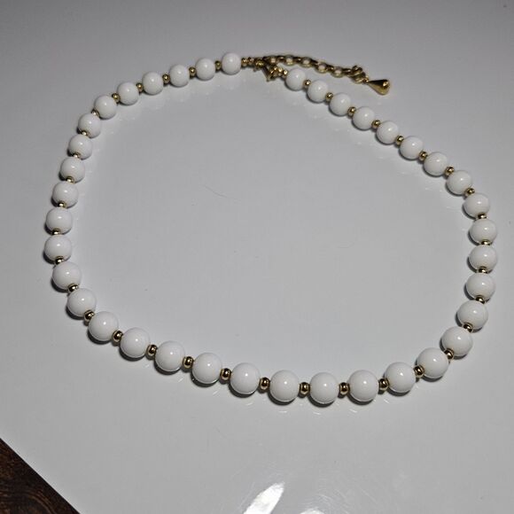 **Last Chance!! Final Sale** Vintage Monet Choker Collar Necklace White 16-18.5" - Picture 13 of 13